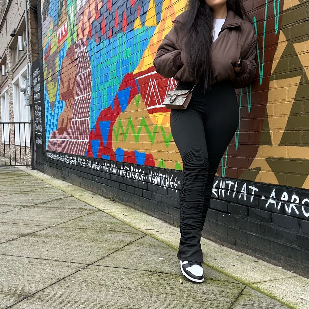 Brown cropped puffer jacket coat